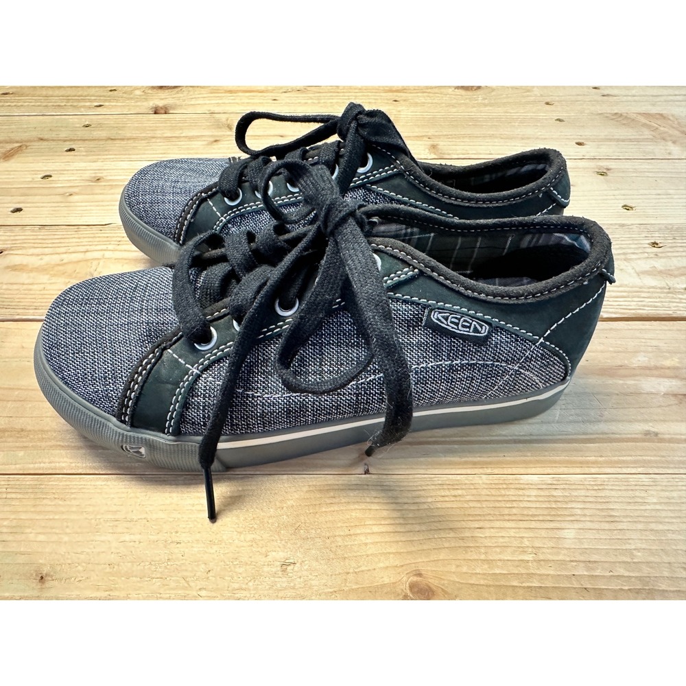Keen Coronado Kids Sneakers Size 2 Black Gray Canvas Low Top Shoes